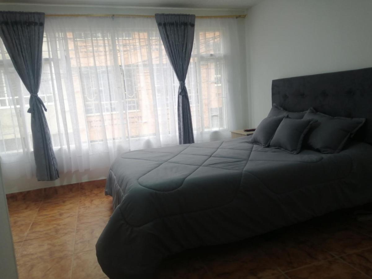 Habitacion Privada Cerca Al Aeropuerto Y Terminal Bogotá Exteriör bild